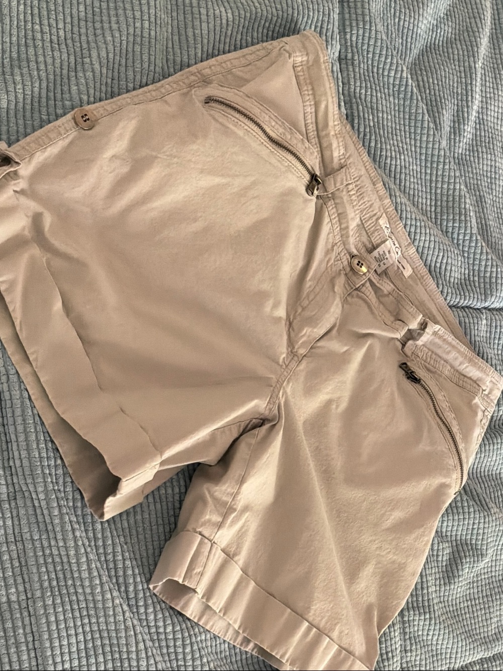 Kenneth Cole New York Tan Hybrid Shorts with slash Pockets